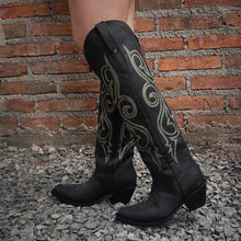 Load image into Gallery viewer, D1054 - Bota puntal alta brasil negro