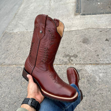 Cargar imagen en el visor de la galería, H1011 - Bota bulldog doble vida capuchino café suela media vida tachón