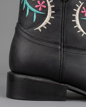 Cargar imagen en el visor de la galería, D1021 - Bota bulldog gema brasil negro
