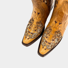 Cargar imagen en el visor de la galería, D3001 - Bota puntal láser desierto miel