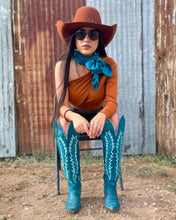 Cargar imagen en el visor de la galería, D3055 - Bota puntal canelita jersey azul turquesa