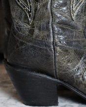 Cargar imagen en el visor de la galería, D3083 - Bota puntal alta águila desierto negro