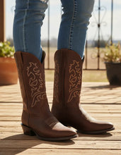 Cargar imagen en el visor de la galería, D5061 - Bota oval libélula brasil arena