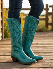 Cargar imagen en el visor de la galería, D8003 - Bota puntal kiara desierto azul turquesa