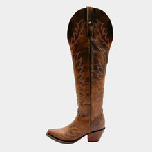 Cargar imagen en el visor de la galería, D9005 - Bota puntal canela brasil arena
