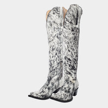 Load image into Gallery viewer, D9006 - Bota puntal canela de pelo pinto negro