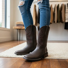 Load image into Gallery viewer, ELD1005 - Bota bulldog griega crazy choco