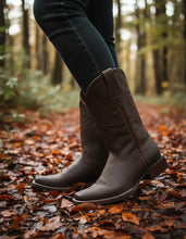 Cargar imagen en el visor de la galería, ELH1013 - Bota rodeo zapata crazy choco