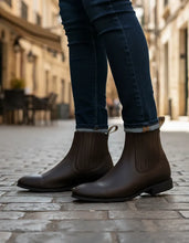 Cargar imagen en el visor de la galería, ELU1001 - Botín suela hule crazy choco