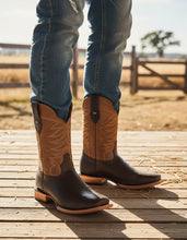 Cargar imagen en el visor de la galería, H1004 - Bota bulldog de cuero bullfy choco/miel