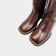 Cargar imagen en el visor de la galería, ELH1002 - Bota bulldog doble vida capuchino café