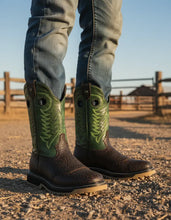 Cargar imagen en el visor de la galería, H1051 - Bota casco de acero cuello toro café/verde