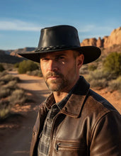 Cargar imagen en el visor de la galería, SPIN1001 - Piel indiana negro