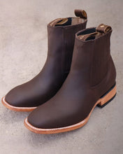 Cargar imagen en el visor de la galería, U3002 - Botín vaquero crazy choco