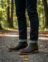 Cargar imagen en el visor de la galería, U3002 - Botín vaquero crazy choco