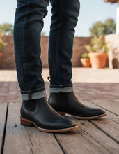 Cargar imagen en el visor de la galería, U3004 - Botín vaquero crazy negro