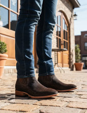 Cargar imagen en el visor de la galería, U5001 - Botín vaquero de pelo atigrado