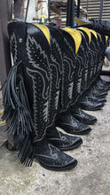 Cargar imagen en el visor de la galería, D6001 - Bota puntal de barbas jersey negro