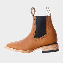 Load image into Gallery viewer, D1043 - Botín bulldog crazy miel