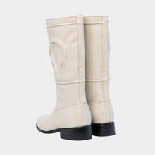 Load image into Gallery viewer, D1075 - Bota escaramuza atanado hueso