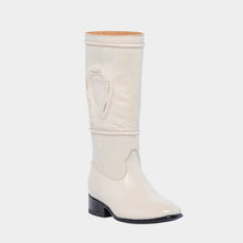 Load image into Gallery viewer, D1075 - Bota escaramuza atanado hueso