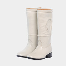 Load image into Gallery viewer, D1075 - Bota escaramuza atanado hueso
