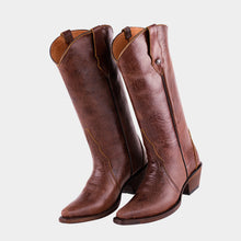 Cargar imagen en el visor de la galería, D2021 - Bota puntal sencilla merlín café