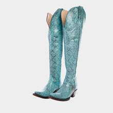 Cargar imagen en el visor de la galería, D3024 - Bota larga puntal grabado anaconda azul turquesa/café/topo