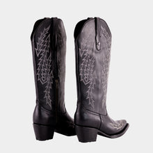 Load image into Gallery viewer, D8001 - Bota puntal kiara atanado negro