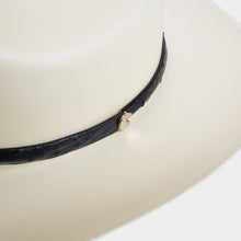 Cargar imagen en el visor de la galería, SLCHA1005 - Chaparral laqueado 10000X