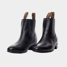Cargar imagen en el visor de la galería, U1004 - Botín charro de cuero atanado negro