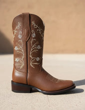 Cargar imagen en el visor de la galería, ELD1010 - Bota rodeo maru venado brandy hule cierre
