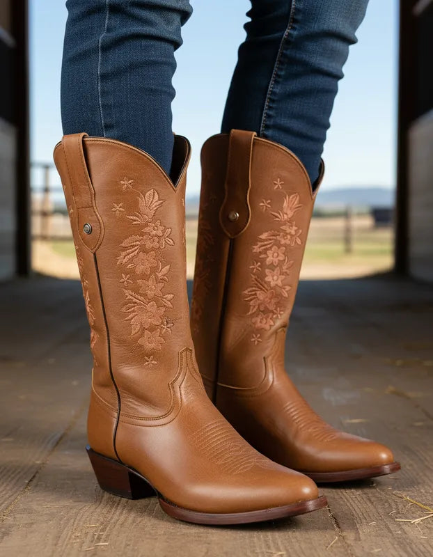 D1013 - Bota oval bordada capuchino miel