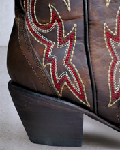 Cargar imagen en el visor de la galería, D1061 - Bota puntal mía brasil arena
