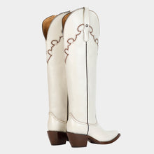 Load image into Gallery viewer, D3092 - Bota puntal alta bordado copete atanado hueso
