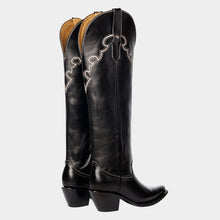 Load image into Gallery viewer, D3093 - Bota puntal alta bordado copete atanado negro
