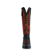 Cargar imagen en el visor de la galería, D4022 - Bota puntal kiara venado negro/naranja
