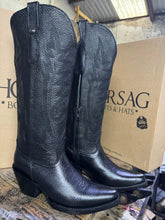 Cargar imagen en el visor de la galería, D8001 - Bota puntal kiara venado negro
