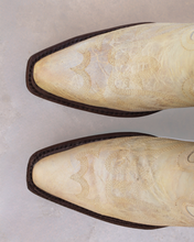 Load image into Gallery viewer, D9002 - Bota puntal canela desierto hueso
