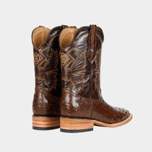 Cargar imagen en el visor de la galería, EB1002 - Bota bulldog avestruz café
