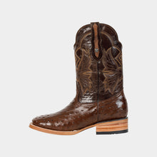 Cargar imagen en el visor de la galería, EB1002 - Bota bulldog avestruz café
