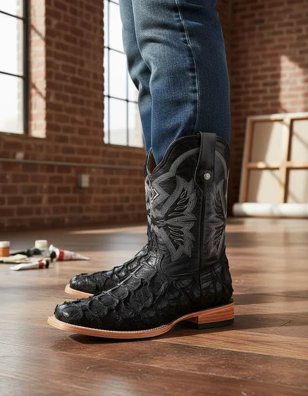 EB9003 - Bota bulldog pescado pirarucú negro