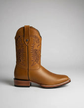 Load image into Gallery viewer, ELH1012 - Bota bulldog capuchino miel
