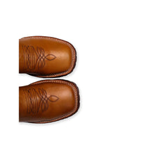 Load image into Gallery viewer, H1012 - Bota bulldog doble vida capuchino miel suela media vida tachón
