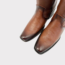 Cargar imagen en el visor de la galería, H2041 - Bota dubai casual venado brandy
