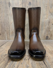 Cargar imagen en el visor de la galería, H2045 - Bota dubai casual venado canela
