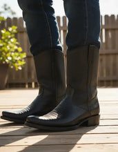 Load image into Gallery viewer, H3072 - Bota dubai casual clon lizard armadillo negro
