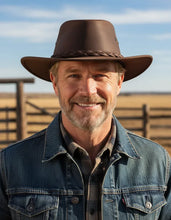 Cargar imagen en el visor de la galería, SPIN1002 - Piel indiana choco
