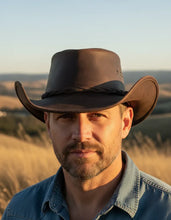 Cargar imagen en el visor de la galería, SPVA2002 - Piel vaquero choco
