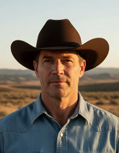 Cargar imagen en el visor de la galería, TEXGA1002 - Texana gamuza café
